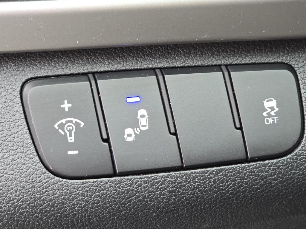 used 2018 Hyundai Elantra car, priced at $14,997