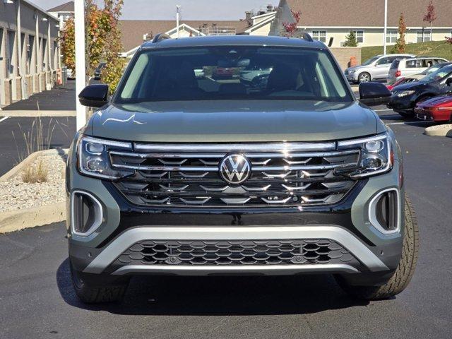 new 2025 Volkswagen Atlas car, priced at $47,166