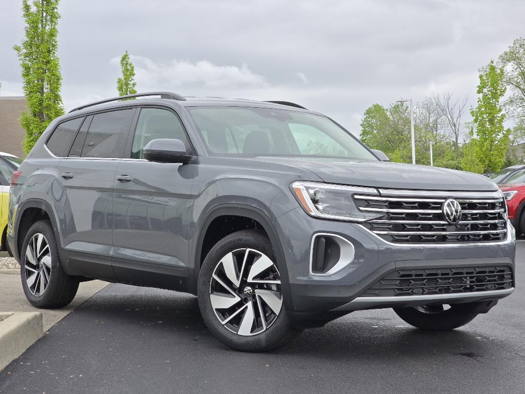 new 2025 Volkswagen Atlas car, priced at $44,688