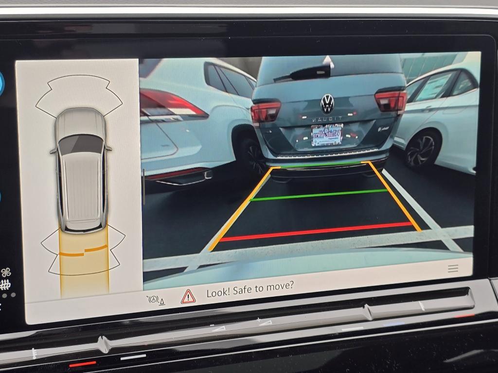 new 2025 Volkswagen Atlas car, priced at $46,836