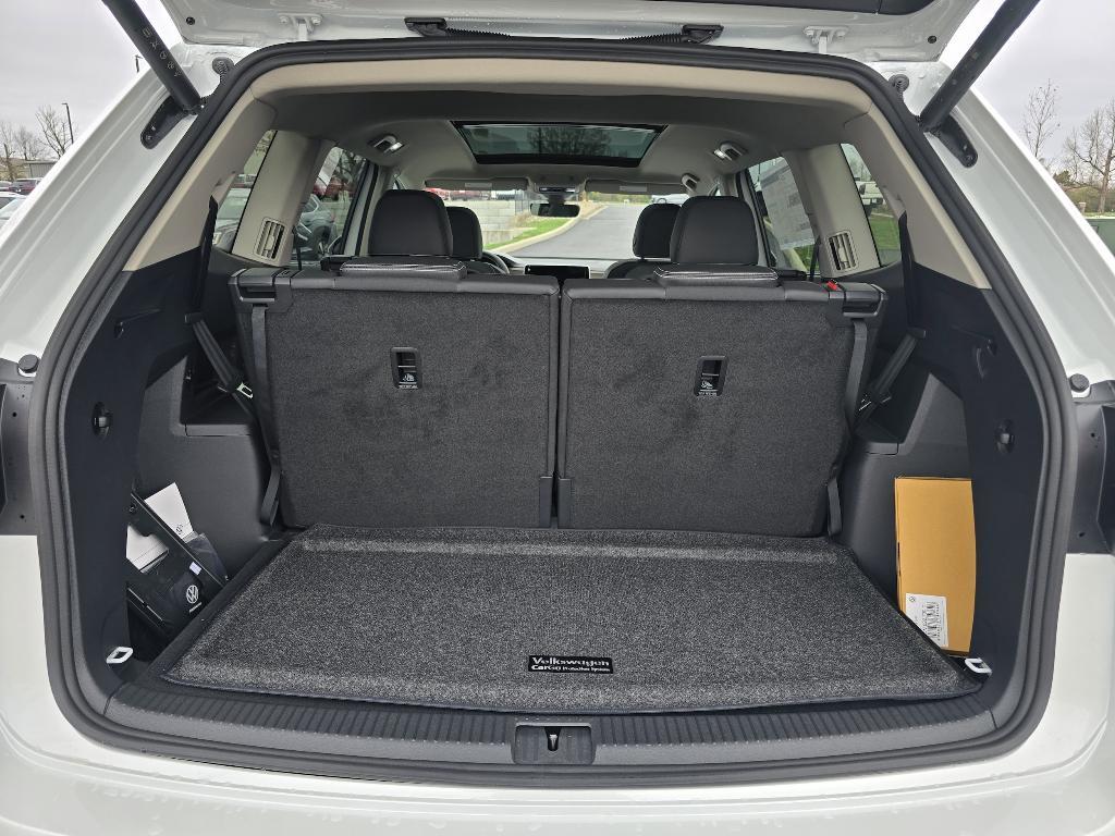 new 2025 Volkswagen Atlas car, priced at $46,836
