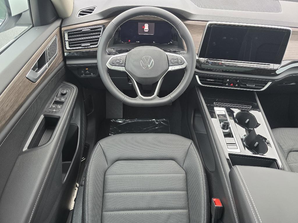 new 2025 Volkswagen Atlas car, priced at $46,836