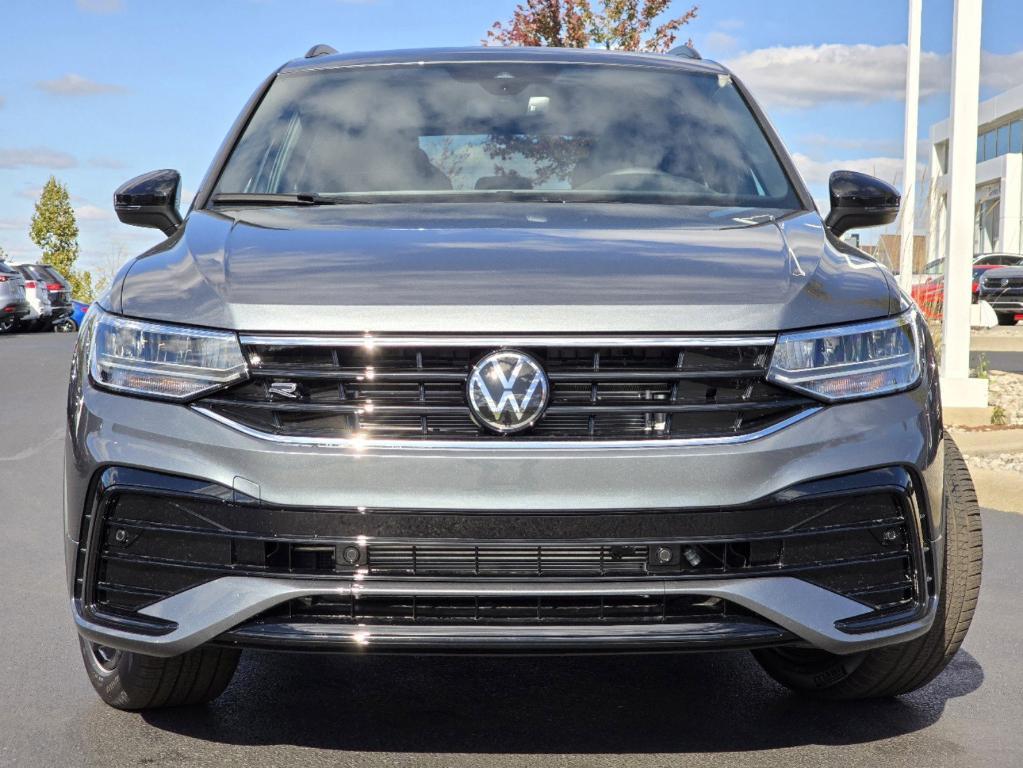 new 2024 Volkswagen Tiguan car, priced at $37,114