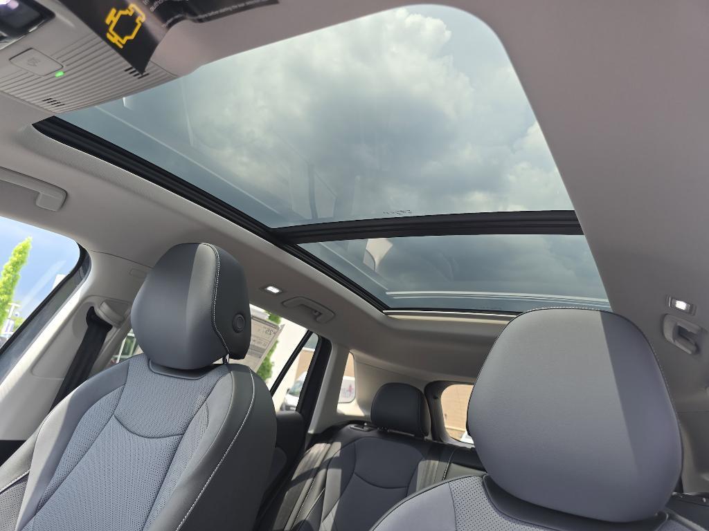 new 2025 Volkswagen Tiguan car, priced at $35,698