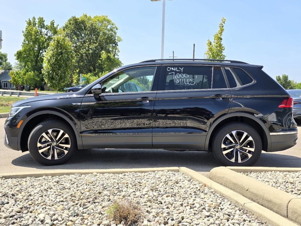 new 2024 Volkswagen Tiguan car, priced at $30,683