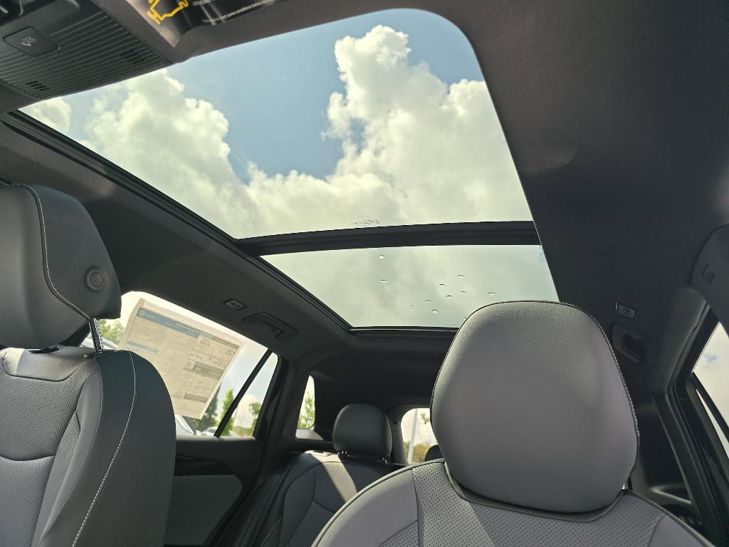 new 2025 Volkswagen Tiguan car, priced at $37,725