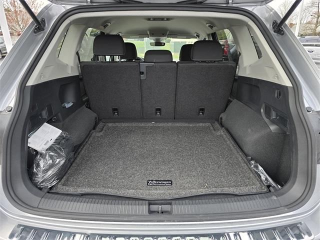 new 2024 Volkswagen Tiguan car, priced at $28,184