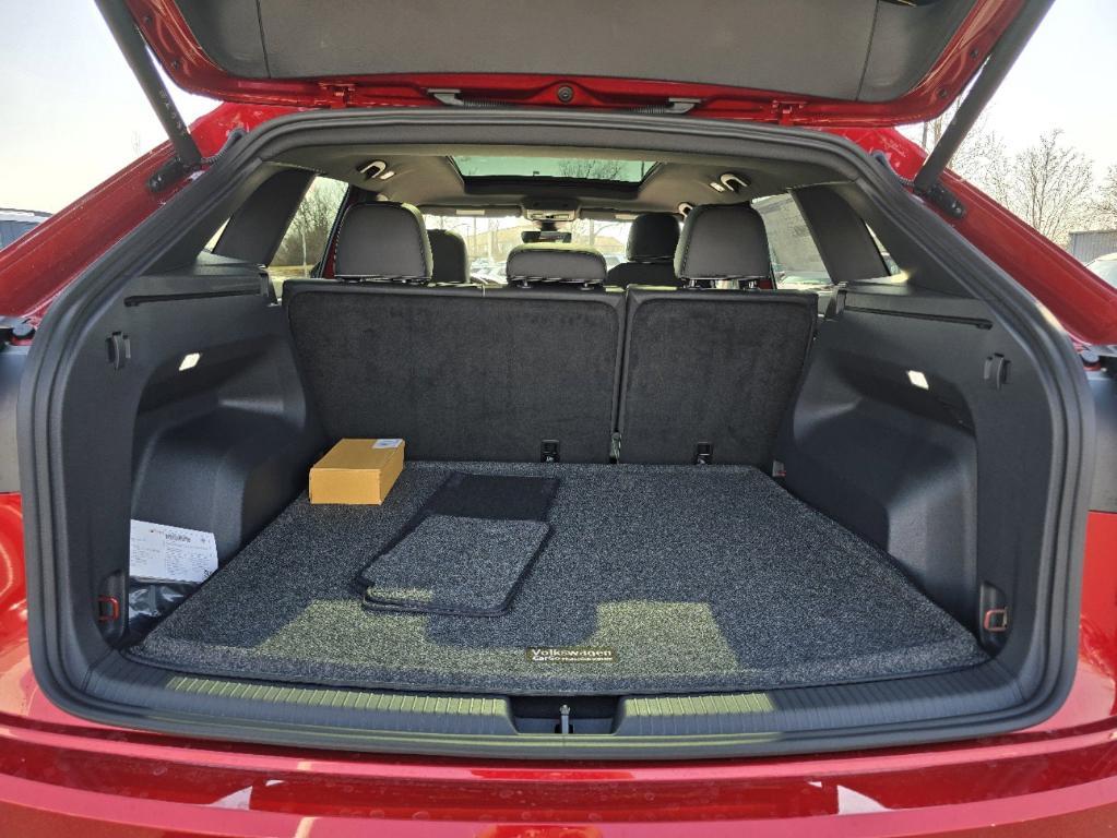 new 2025 Volkswagen Atlas Cross Sport car, priced at $49,060
