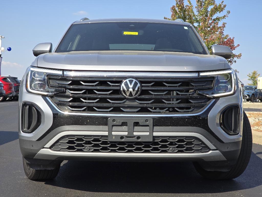 used 2024 Volkswagen Atlas Cross Sport car, priced at $30,500
