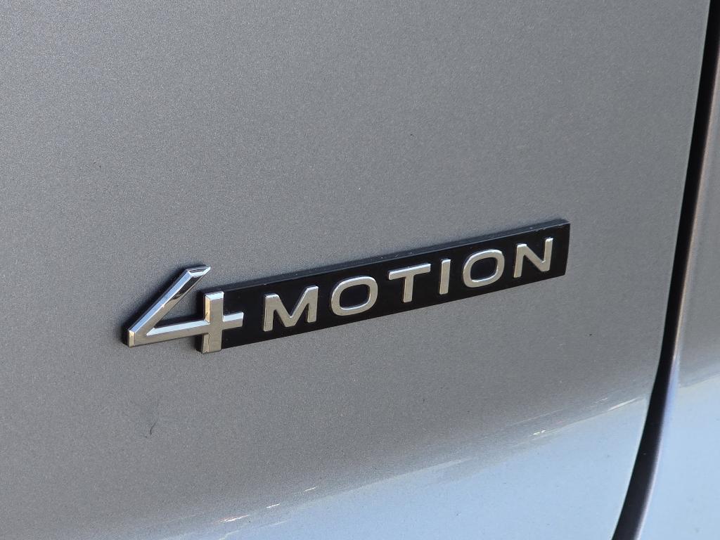 used 2024 Volkswagen Atlas Cross Sport car, priced at $30,500