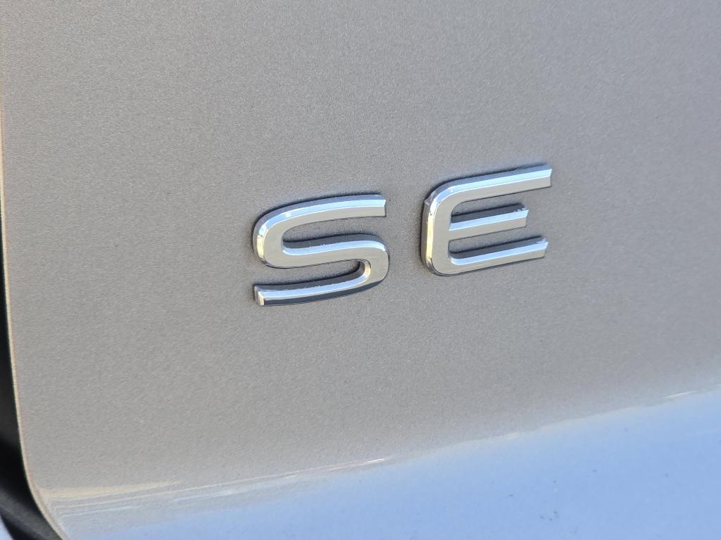 used 2024 Volkswagen Atlas Cross Sport car, priced at $30,500