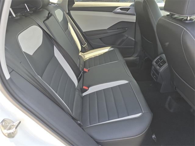 new 2025 Volkswagen Taos car