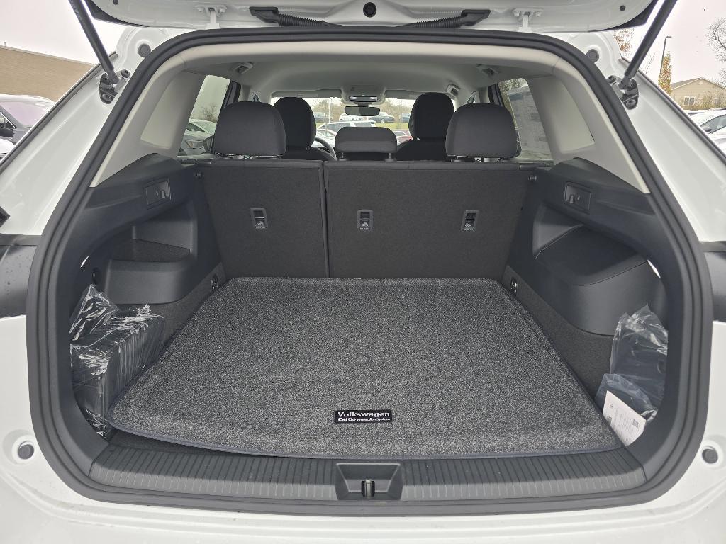 new 2026 Volkswagen Tiguan car, priced at $30,180