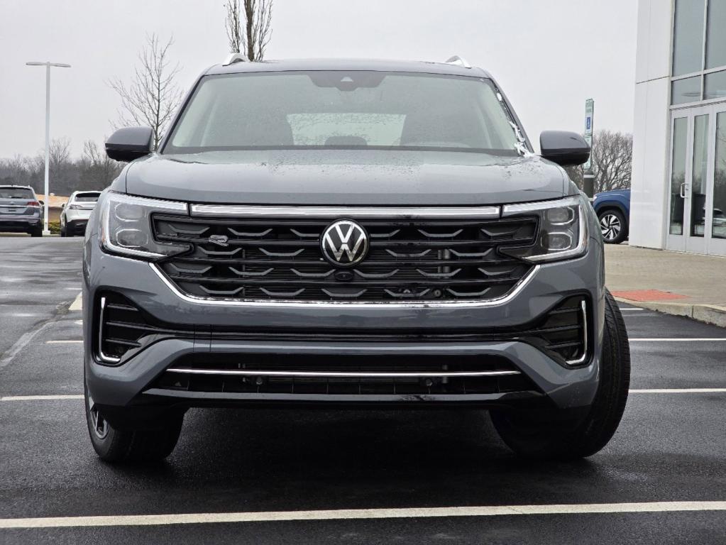 new 2025 Volkswagen Atlas car, priced at $54,580