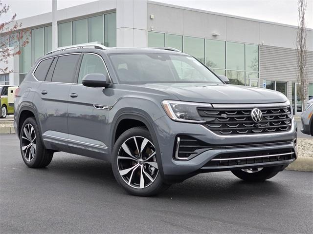 new 2025 Volkswagen Atlas car, priced at $54,580
