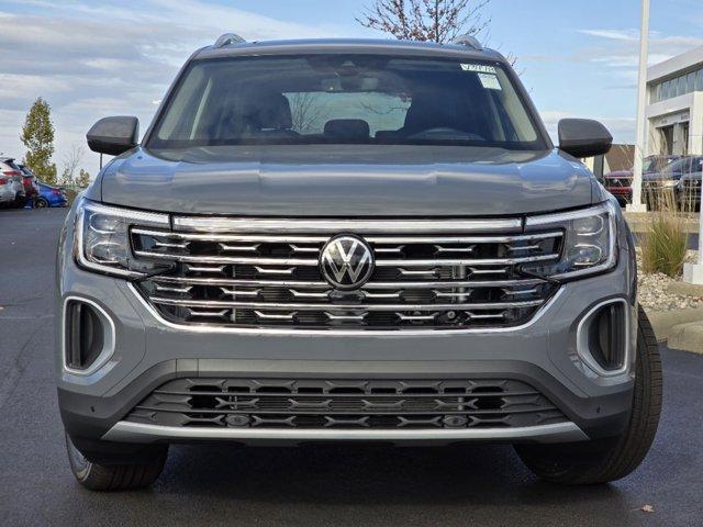 new 2025 Volkswagen Atlas car, priced at $49,423