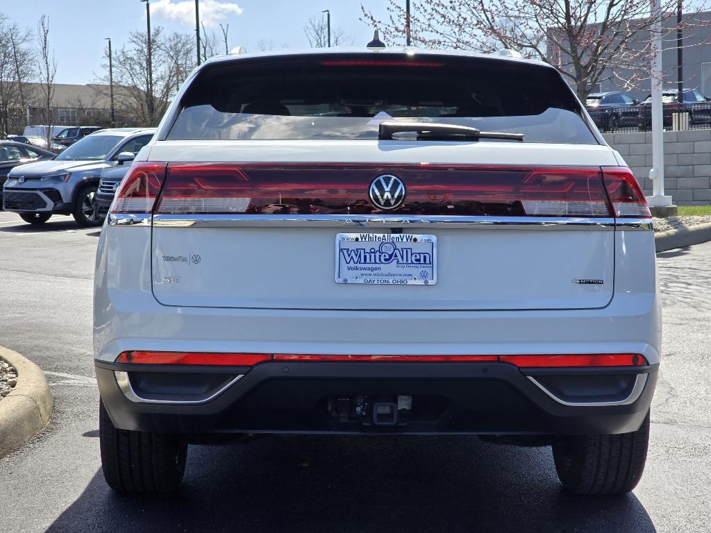 new 2024 Volkswagen Atlas Cross Sport car, priced at $41,206