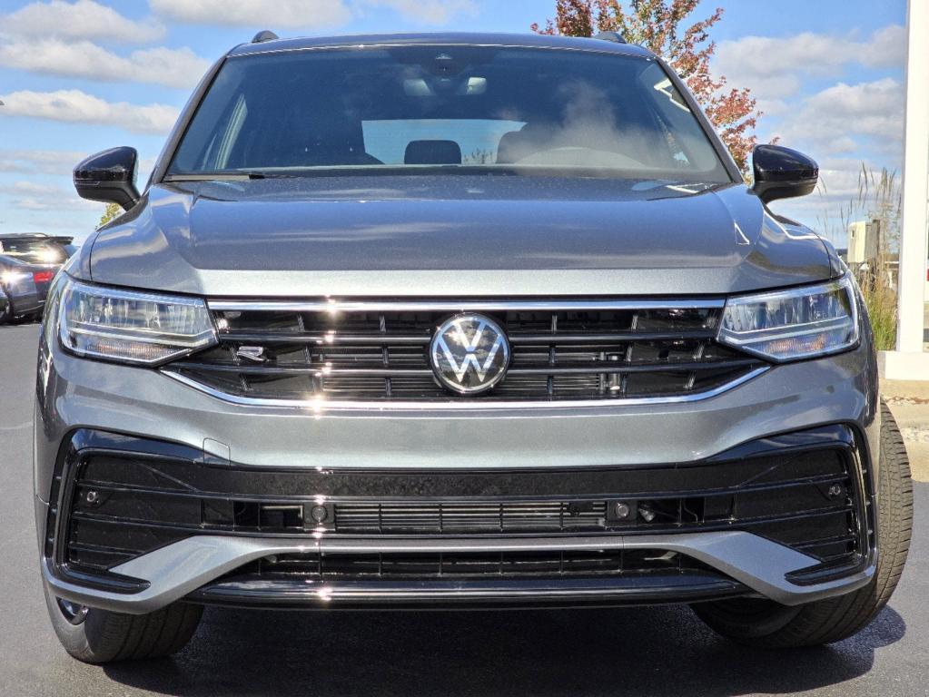 new 2024 Volkswagen Tiguan car, priced at $37,114