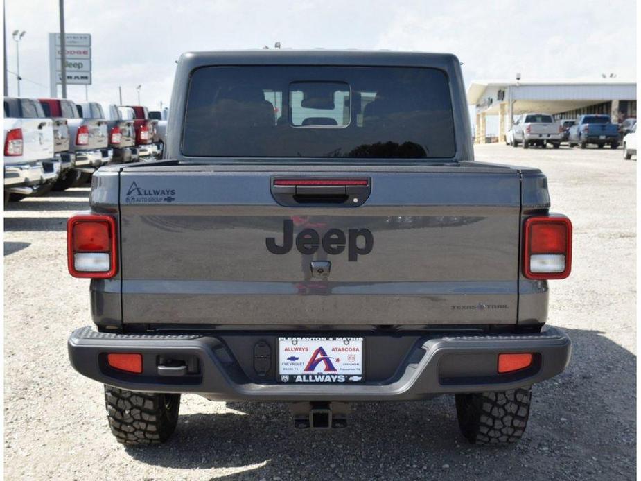 new 2024 Jeep Gladiator car, priced at $49,698