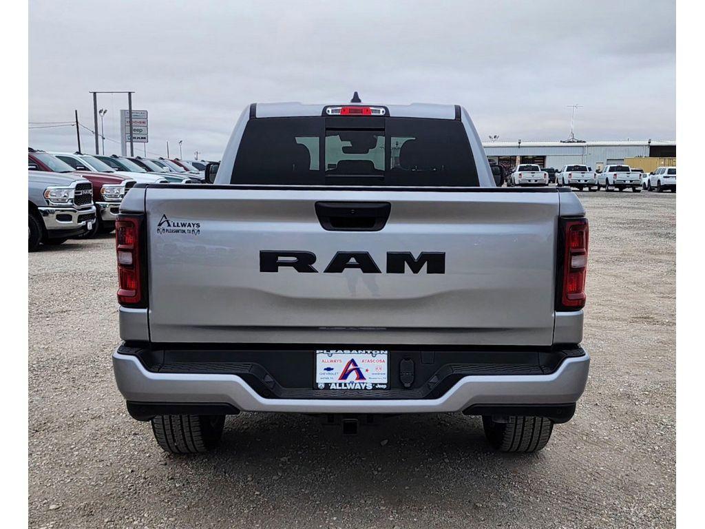 new 2025 Ram 1500 car