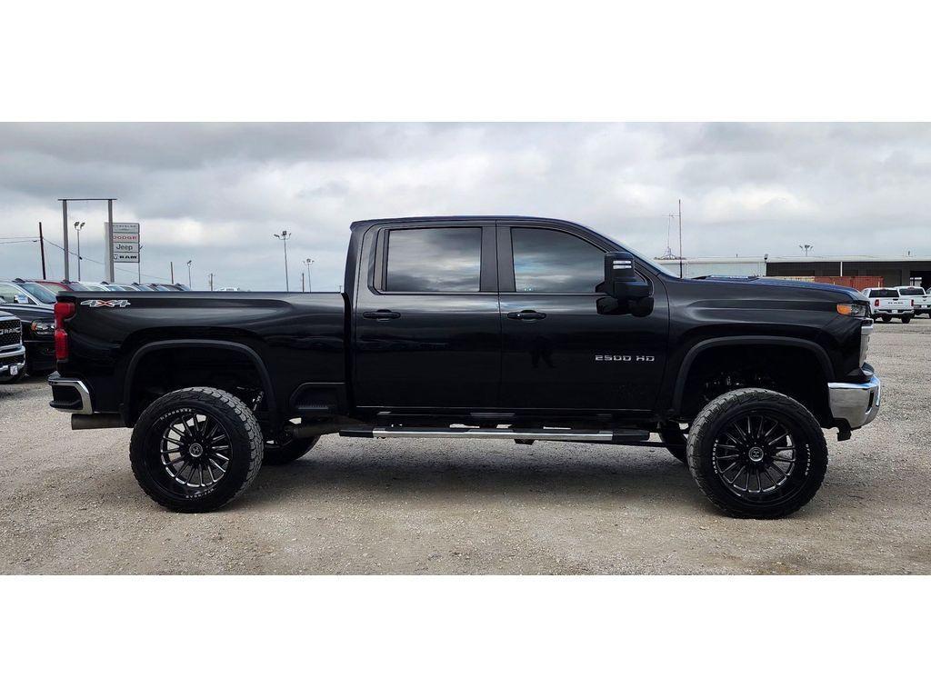 used 2024 Chevrolet Silverado 2500 car, priced at $58,321