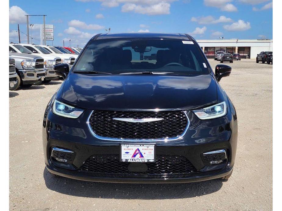 new 2025 Chrysler Pacifica car, priced at $45,325