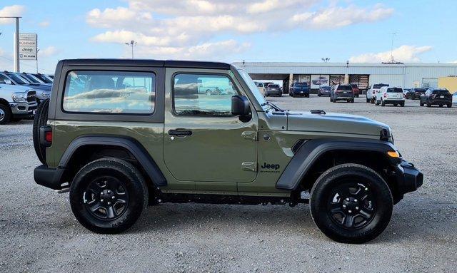 new 2025 Jeep Wrangler car, priced at $39,050