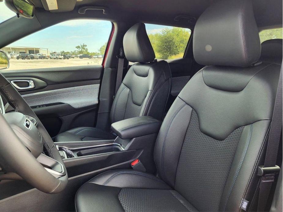 new 2025 Jeep Compass car, priced at $28,300