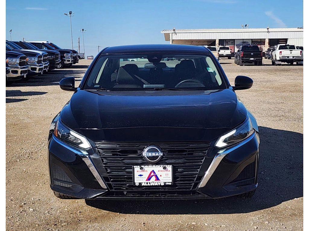 used 2023 Nissan Altima car, priced at $20,254