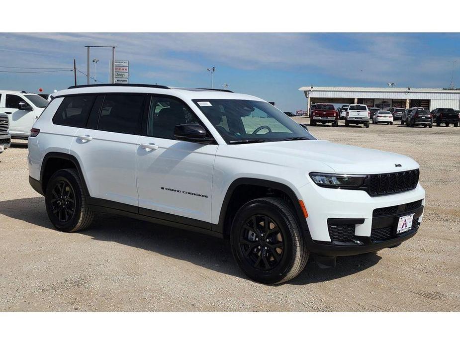 new 2025 Jeep Grand Cherokee L car, priced at $44,606