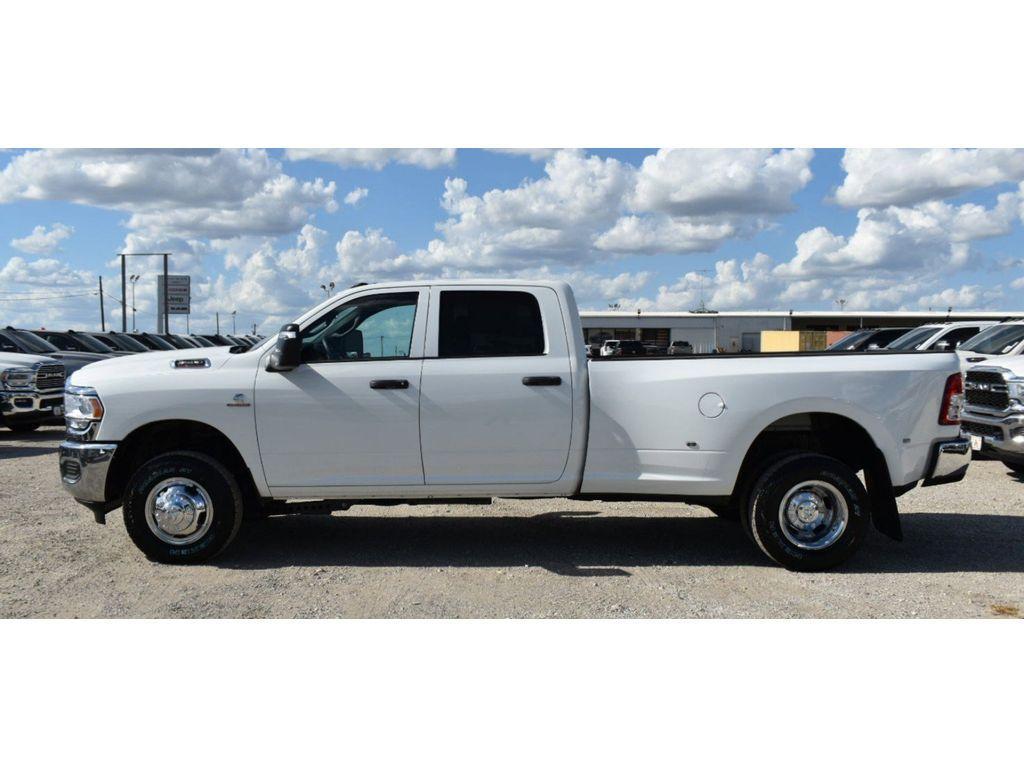 new 2024 Ram 3500 car, priced at $72,519