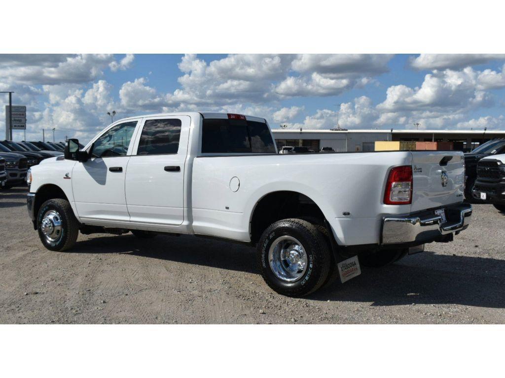 new 2024 Ram 3500 car, priced at $72,519