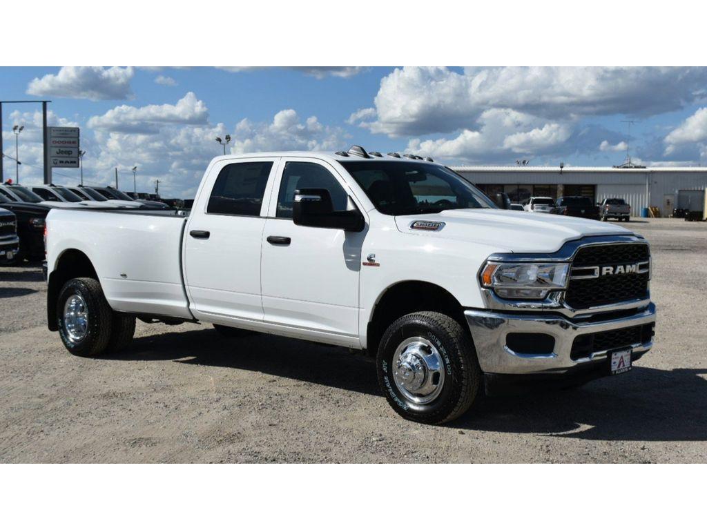 new 2024 Ram 3500 car, priced at $72,519