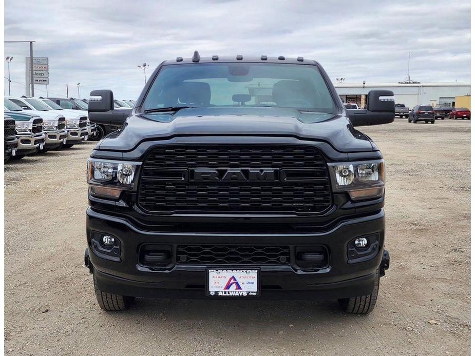 new 2024 Ram 3500 car, priced at $76,915