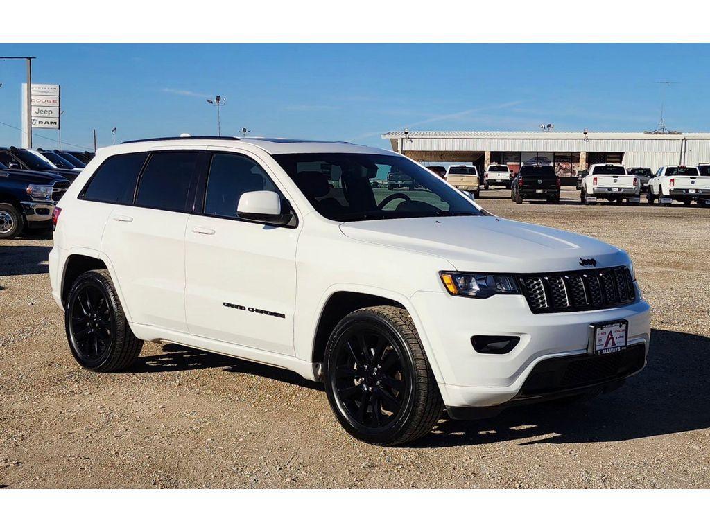 used 2017 Jeep Grand Cherokee car, priced at $13,991