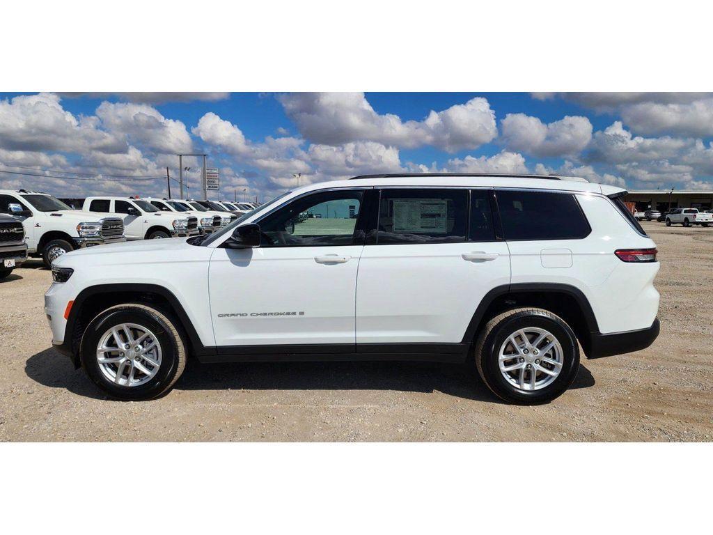 new 2025 Jeep Grand Cherokee L car, priced at $42,225