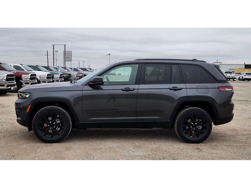 new 2025 Jeep Grand Cherokee car