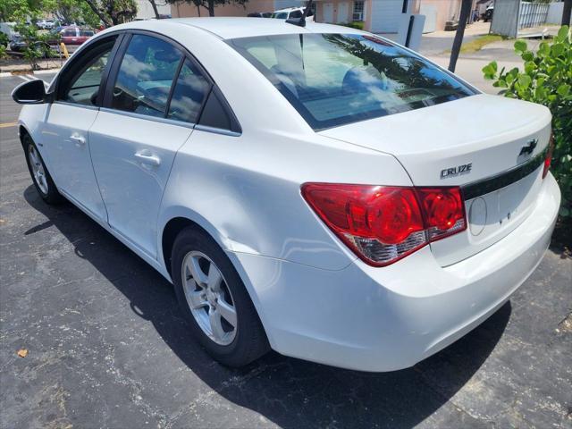 used 2014 Chevrolet Cruze car, priced at $4,499
