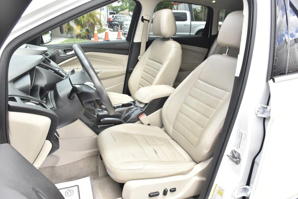 used 2015 Ford Escape car, priced at $5,999