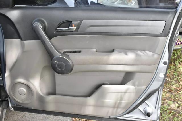 used 2009 Honda CR-V car, priced at $5,999