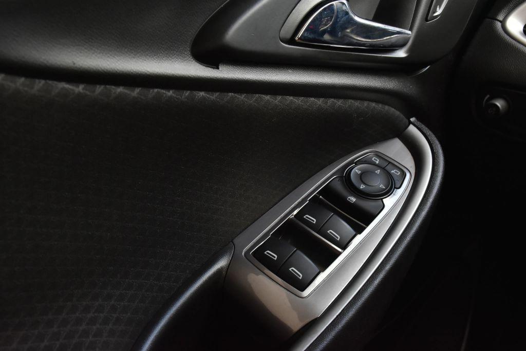 used 2020 Chevrolet Malibu car, priced at $9,999