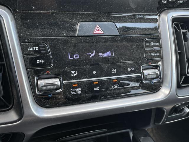 used 2021 Kia Sorento Hybrid car, priced at $28,300
