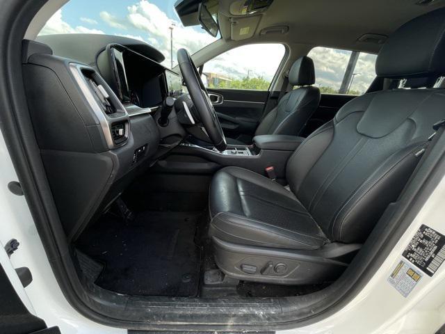 used 2021 Kia Sorento Hybrid car, priced at $28,300