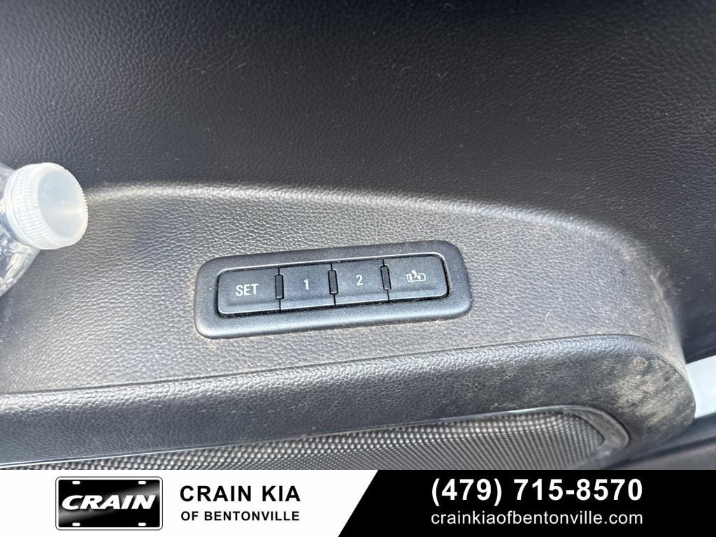 used 2015 GMC Yukon car, priced at $19,995