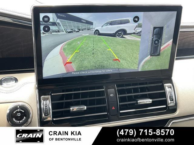 used 2022 Lincoln Navigator car, priced at $61,900
