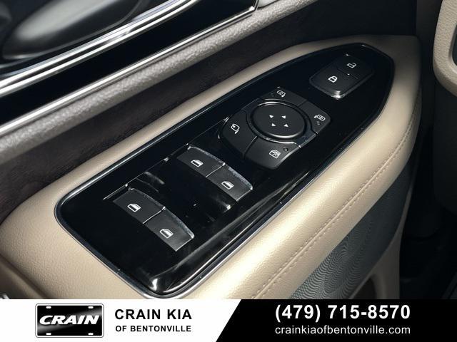 used 2022 Lincoln Navigator car, priced at $61,900