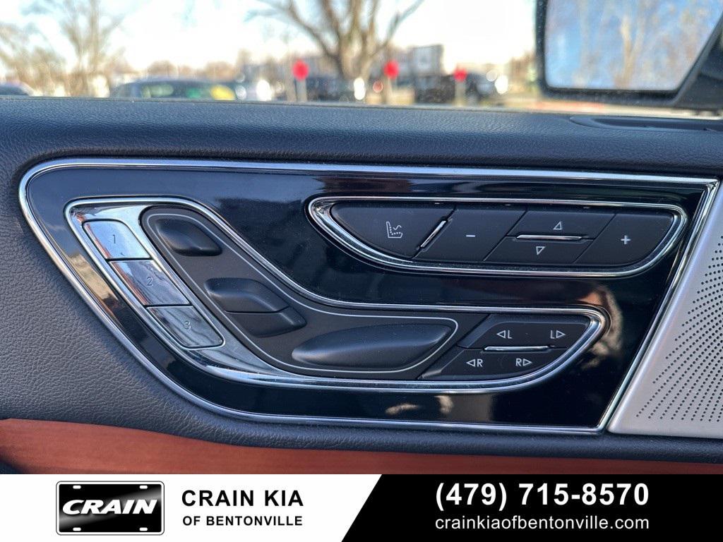 used 2018 Lincoln Navigator L car, priced at $31,000