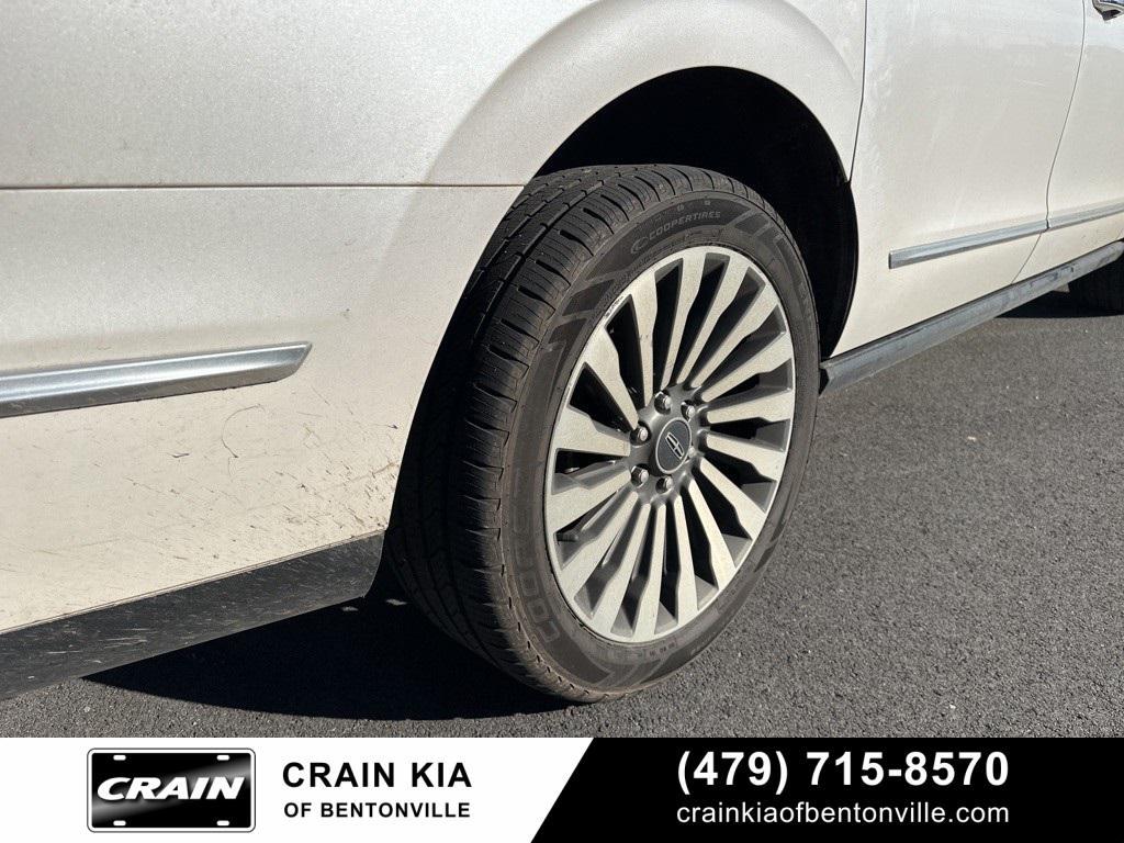 used 2018 Lincoln Navigator L car, priced at $31,000
