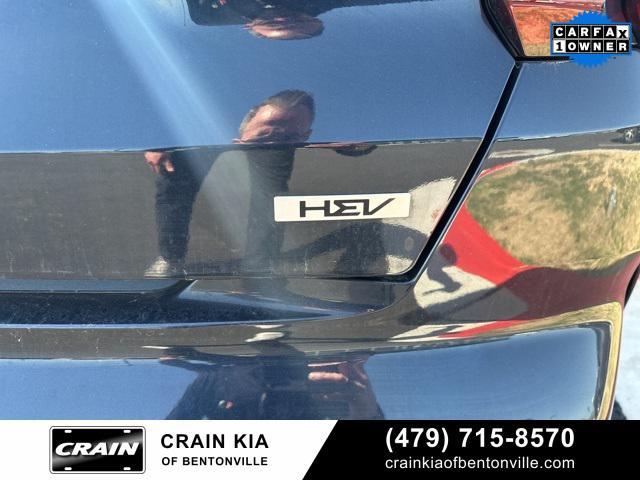 used 2023 Kia Sorento Hybrid car, priced at $32,900
