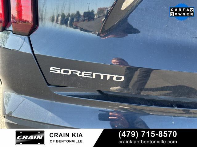 used 2023 Kia Sorento Hybrid car, priced at $32,900